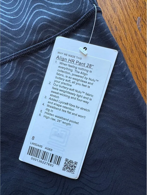Lululemon Align High Rise 28” Aqueous Emboss Black Size 8 NWT - Image 4