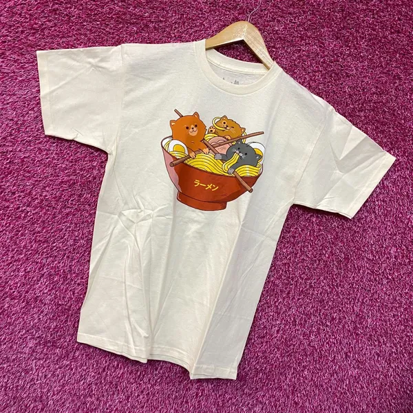 Ramen cat beige Tshirt size medium - Image 3