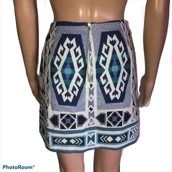 H&M Divided woven aztec skirt - Image 5
