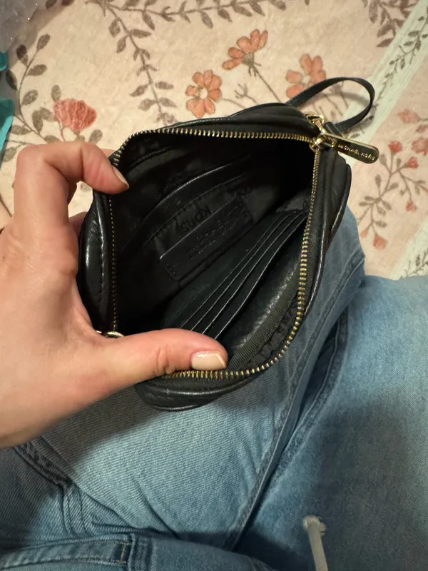 Michael Kors small purse - Image 4