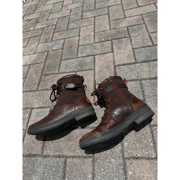 UGG Women's Kesey Waterproof Boots Size 8 - Image 2