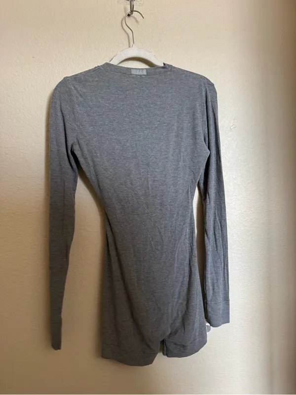 Skims Soft Lounge Button Up Henley Long Sleeve Romper Size Medium Grey - Image 5