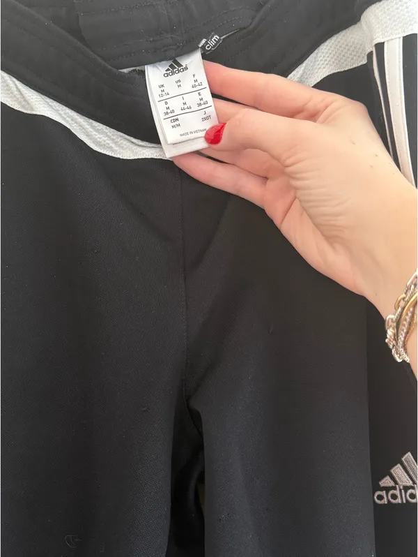 Adidas women track pant joggers - Image 3