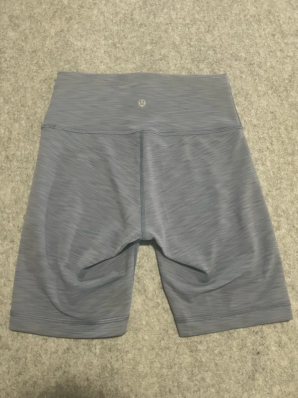 Lululemon Wunder Train High-Rise Shorts 8" - Image 3