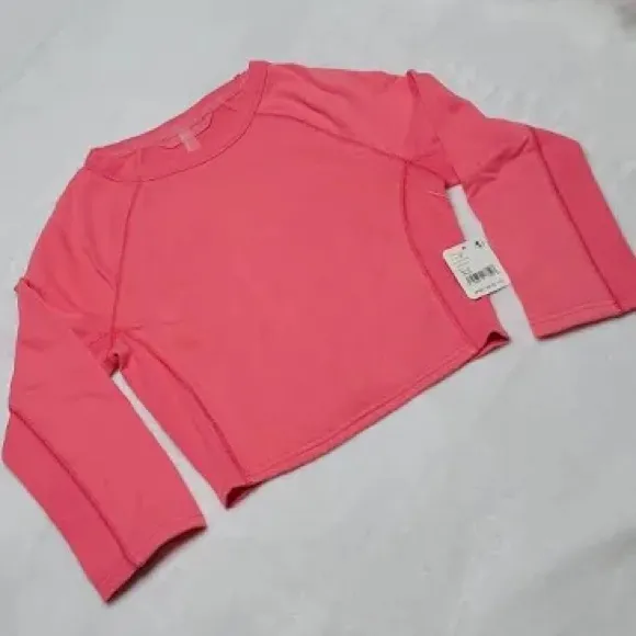NWT‎ Free People movement circle back top in lipstick - Image 4