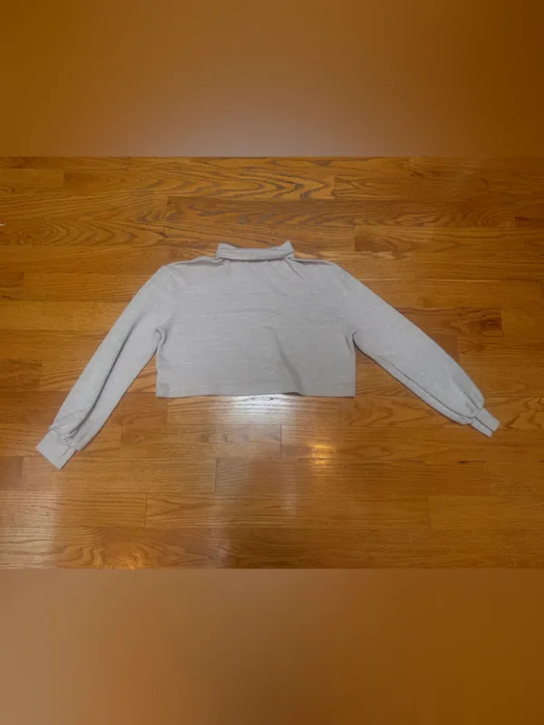 Lulu's Light Gray Cropped Turtleneck Pullover 🎈 - Image 3