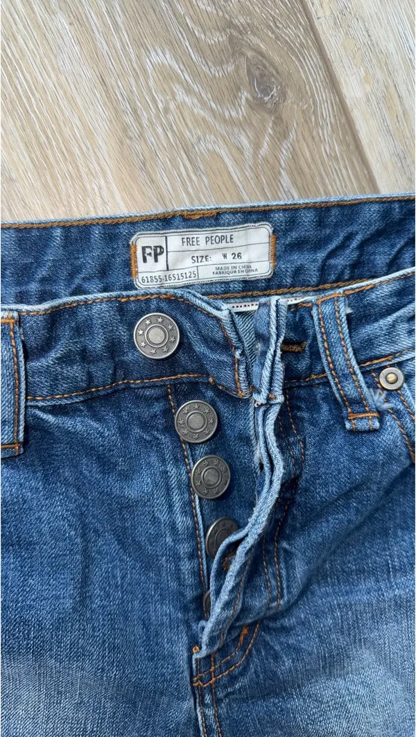 Free People Jean shorts - Image 3