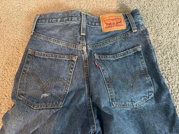 Levi’s Rib cage Straight Ankle  - Image 4