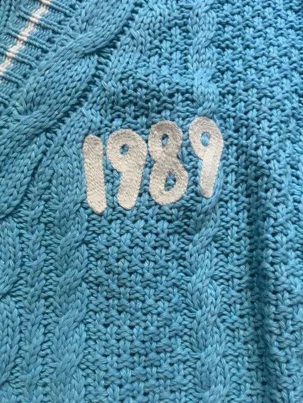 Taylor Swift Blue White 1989 Cardigan Sweater Collegiate Academic Swiftie Size S - Image 2