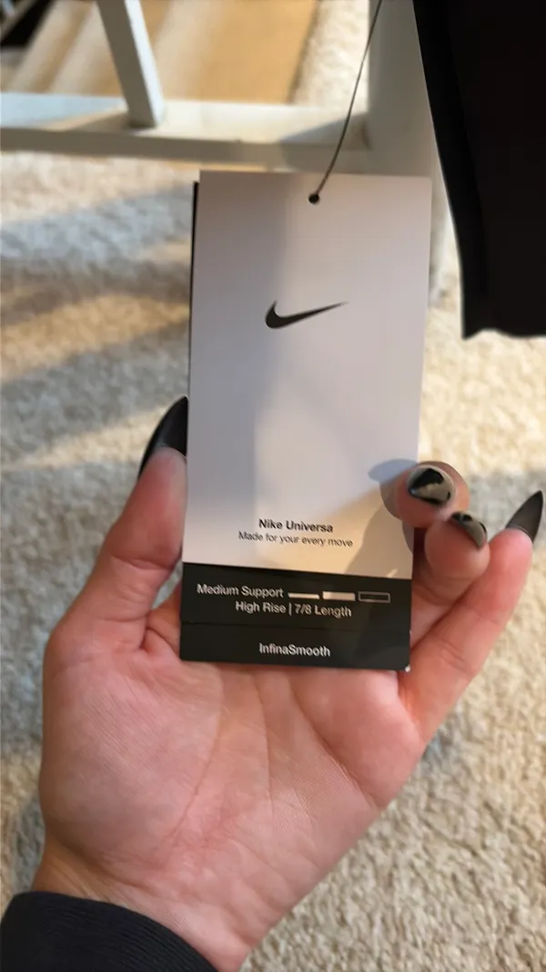 Nike Leggings - Image 2
