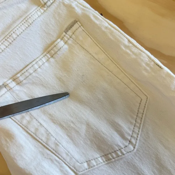 Abercrombie & Fitch Petite Ultra High Rise Ankle Straight Jeans Stretch Cream‎ - Image 13