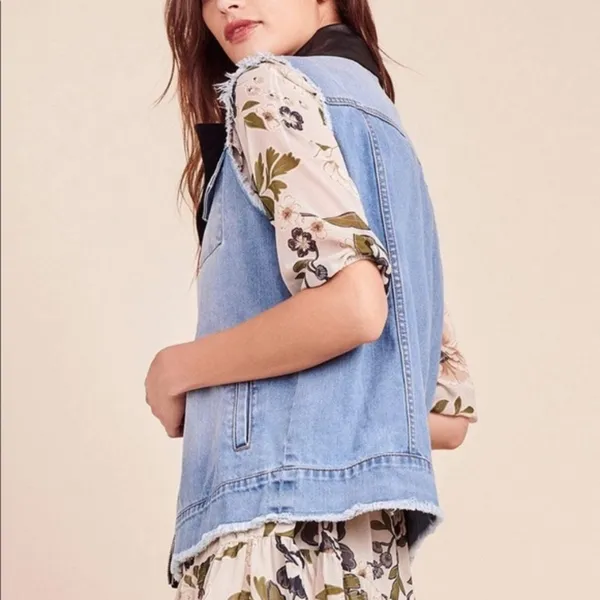 NWT BB Dakota Rebel Rebel Denim Vest Light Blue - Image 4