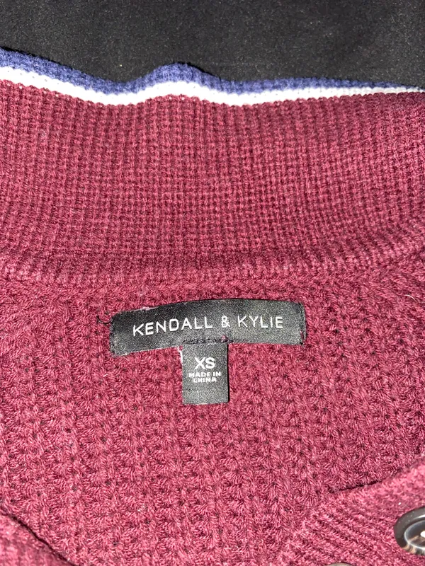 Kendall & Kylie Sweater Top - Image 5