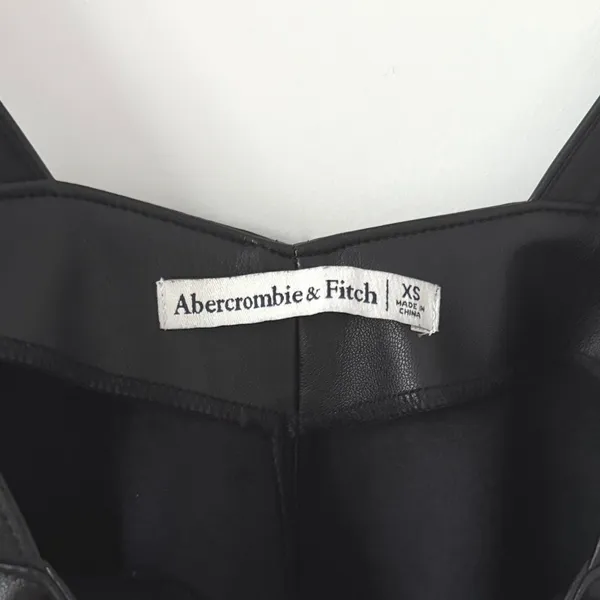Abercrombie & Fitch Women's Black Faux Leather Sleeveless Shift Mini Dress Sz XS - Image 9