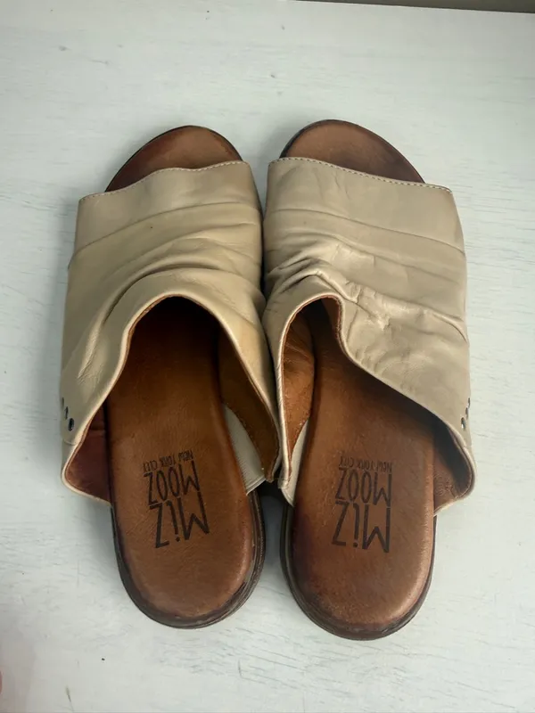 Miz Mooz Dandelion Leather Wide Width Slide Sandals Size 36W - Image 7