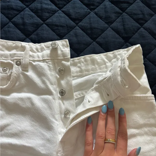 Zara White Jean Shorts - Image 4