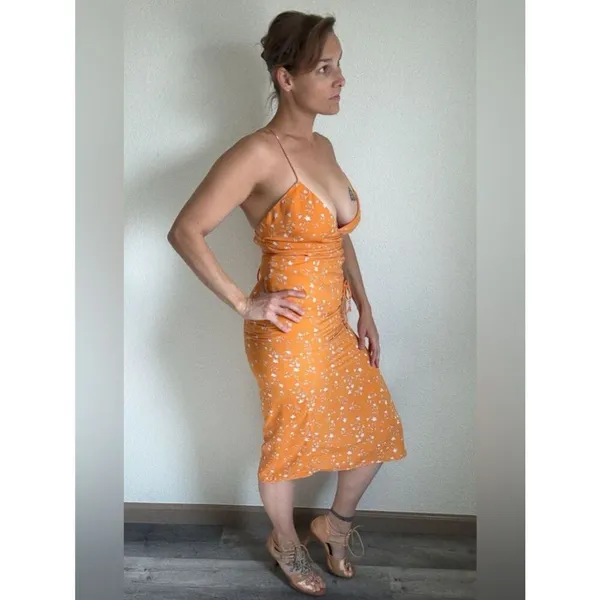 Endless Blu Ruched Midi Dress Bodycon Leg Slit Orange Floral - Image 2