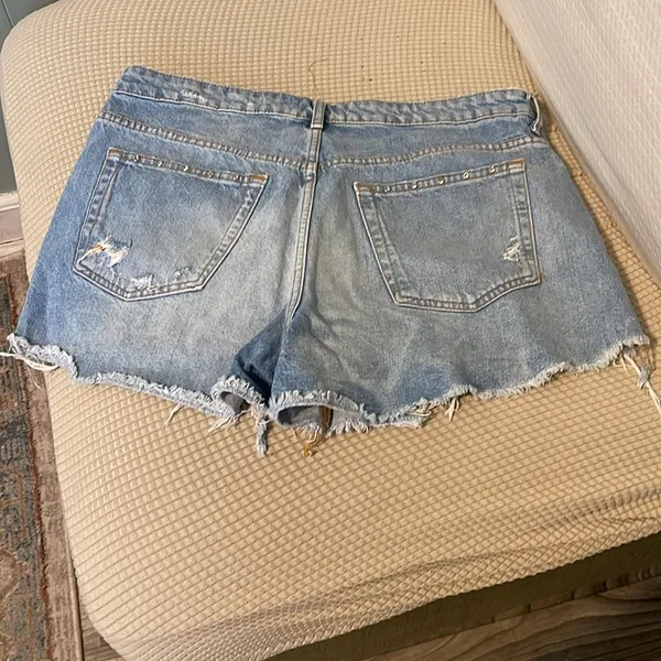 Zara Blue Jean Shorts Distressed Frayed Hem‎ - Image 3