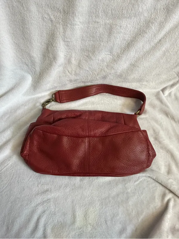 HOBO International Leather Shoulder Bag Maroon - Image 4