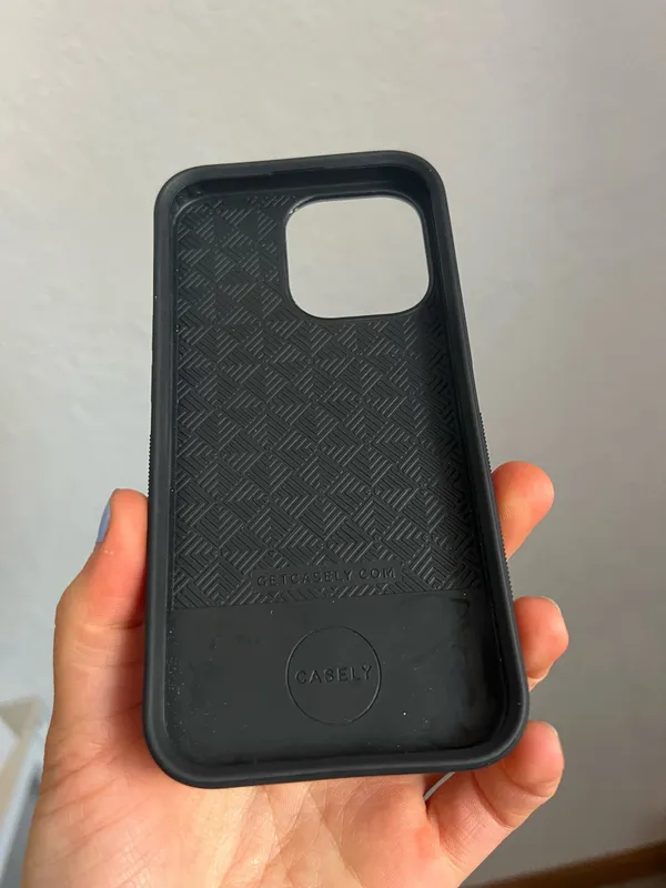 Black iPhone 13 Pro casely case - Image 2