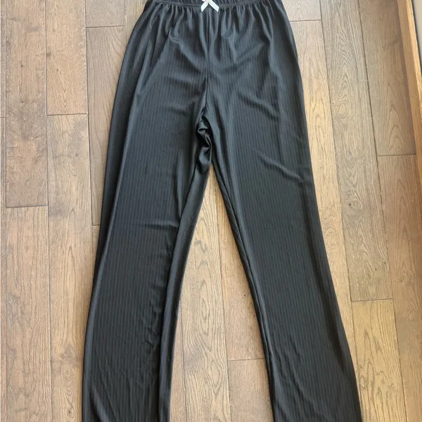Black Women's Sleepwear Set - Image 7
