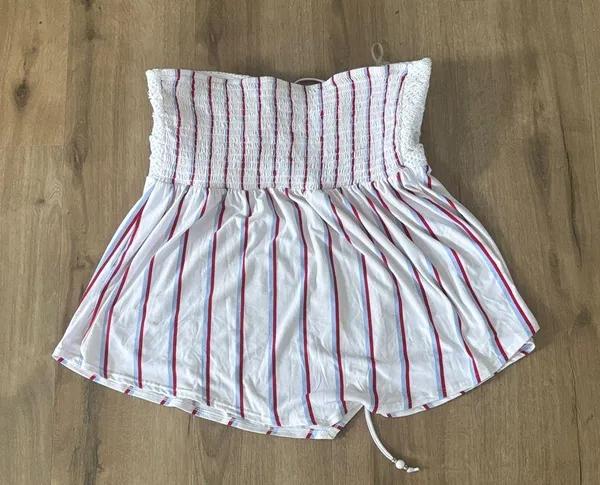White Strapless top with red and blue stripes Size undefined - Image 2