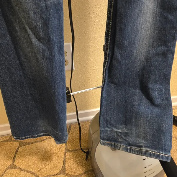 Miss Me Boot Rhinestones Distressed jeans 31 - Image 8