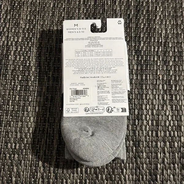 Alo Yoga Unisex Half Crew Sock Athletic Heather Grey Size Medium NEW - Image 2