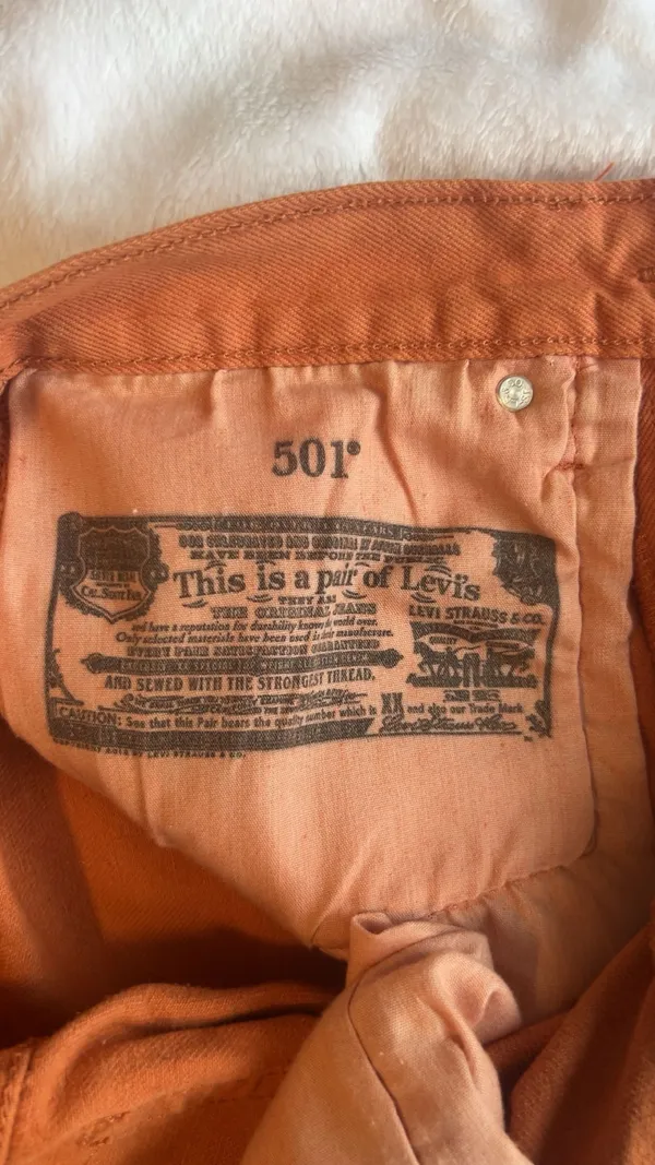 Levi’s Shorts 501 Orange Burnt - Image 3