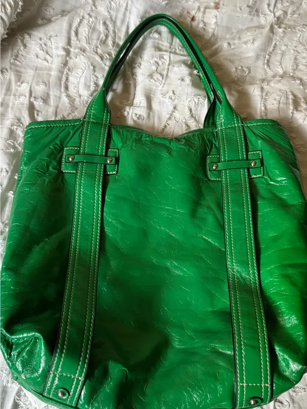 Guess Shiny Green Patent Tote with Branded Plaque - Image 5