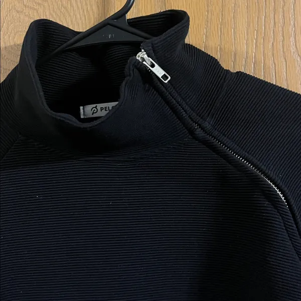 Peloton Black Ribbed High-Neck Quarter Zip‎ Sweatshirt Large - Image 5