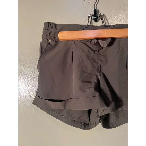 MPG Mondetta Performance Gear Women's Size XS Outdoor Shorts Olive Green Cuffed - Image 2