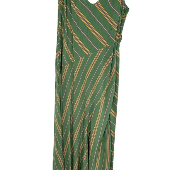 ASTR the Label Size Small Maxi Dress Olive Green Stripe V Neck Flowy Vacation - Image 12