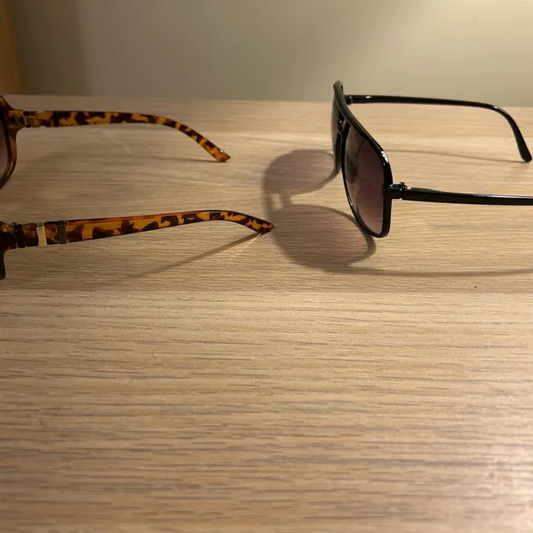 Tortoise Shell and Black Aviator Sunglasses Lot of 2 - Image 3
