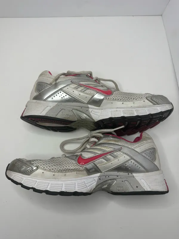 Nike Air Alaris 2 Pink /White Size 7  - Image 5