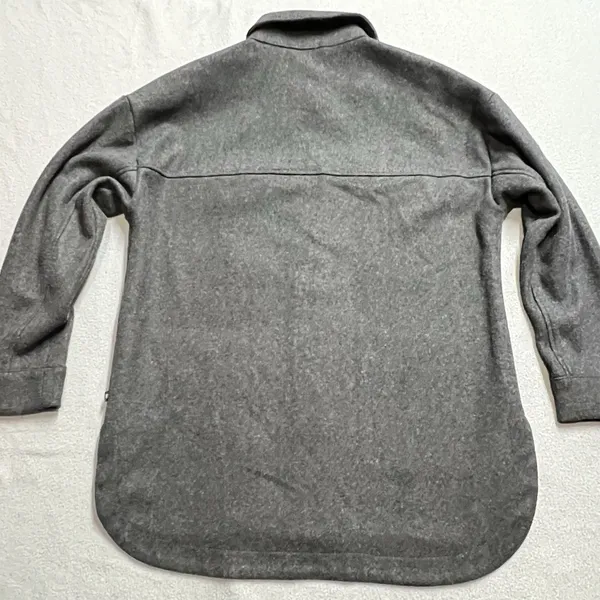 Banana Republic Ladies' Structured 4 Pocket Button Shacket Shirt Jacket Gray‎ S - Image 4