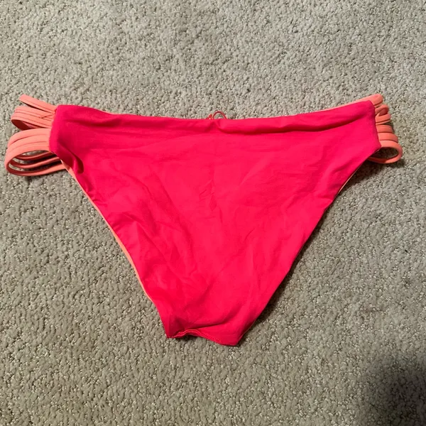 NWOT L*Space Low Down bikini bottoms - Image 3
