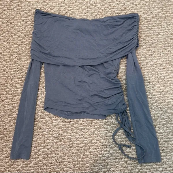 Edikted Women's Off-Shoulder Gray Top - Image 3