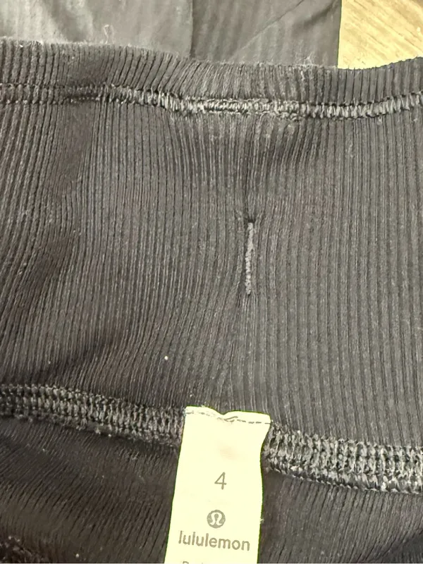 Lululemon Dance Studio Jogger size‎ 4 - Image 4