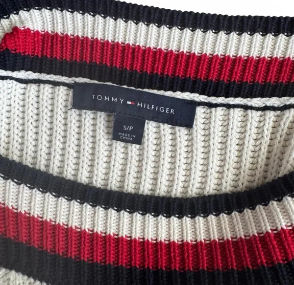 Tommy Hilfiger Knit Sweater Women’s - Image 3