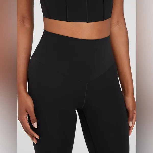 Aerie Offline Real Me Xtra Bootcut Legging in Black Size Small Short - Image 4