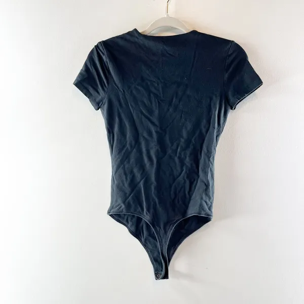 Abercrombie Crewneck Short Sleeve Bodysuit Black Medium - Image 4