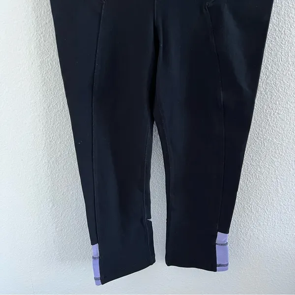 Alo Yoga Black and Purple Active Workout Pants Legging Tights 17.5" Inseam Small - Image 2