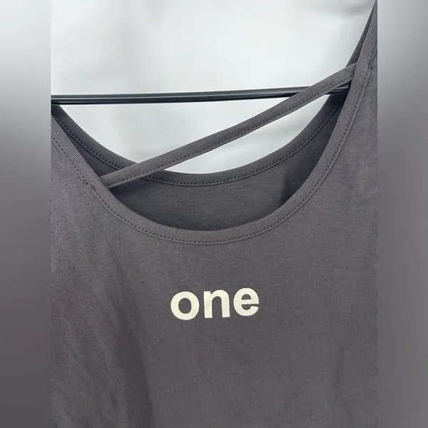 Women's‎ activewear, crop workout, shirt, size small, gray - Image 3
