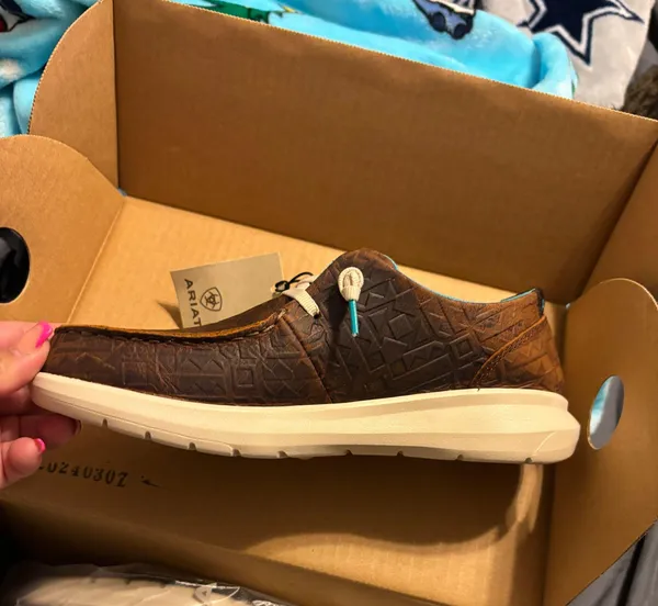 Ariat Shoes - Image 4