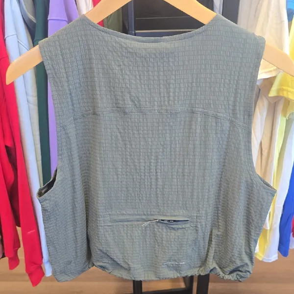 lululemon athletica Olive Zip-Up Crop Top - Image 7