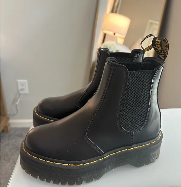 Dr. Martens Platform Leather Chelsea Boots 2976 - Image 3