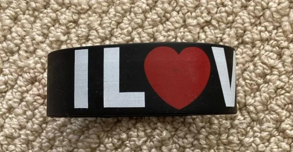 I Love Dogs Throwback Y2K Thick Plastic Wristband Bracelet Indie Sleaze 2010 - Image 2