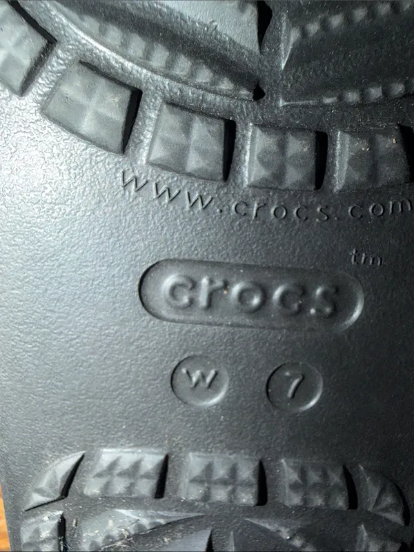 Crocs Purple Glitter Radiant Comfort Flip Flops Size 7 - Image 6
