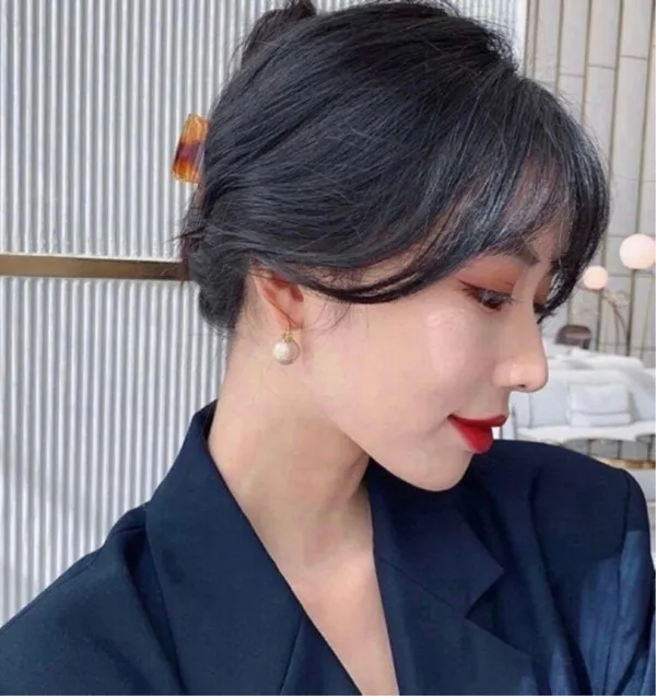 Elegant White Pearl Drop Dangle Earrings for Women - Image 5